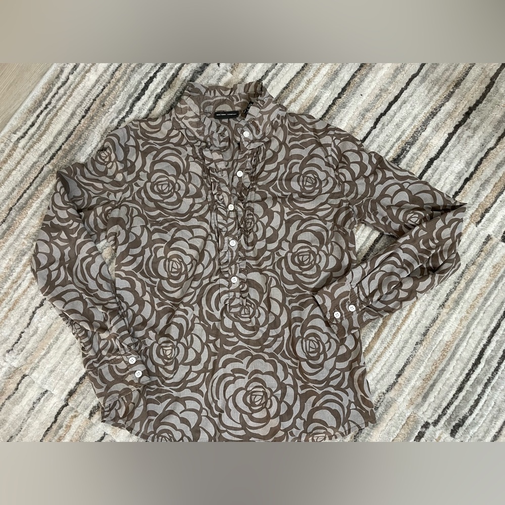 Beautiful fall patterned blouse from New York & Co.